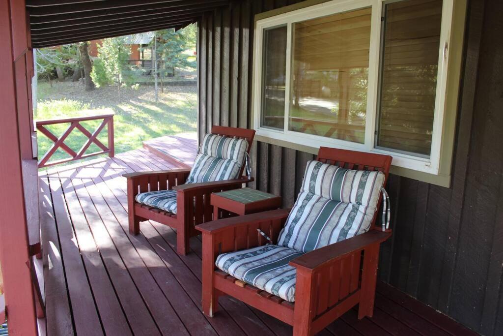 Rustic Chapparal Cabin At Bass Lake Heights Villa Oakhurst Eksteriør bilde